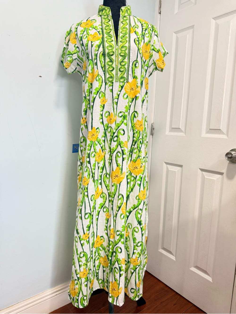 Floral Stand-Collar Maxi Dress in White, Yellow & Green - Picture 7 of 15